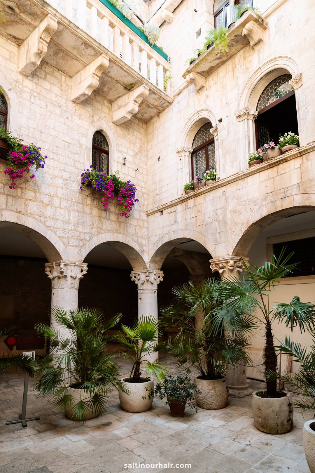 courtyard trogir croatia