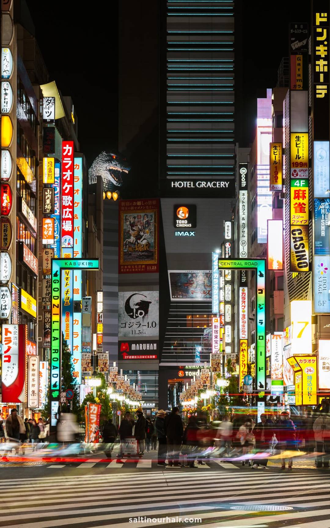 things to do in Tokyo shinjuku godzilla head
