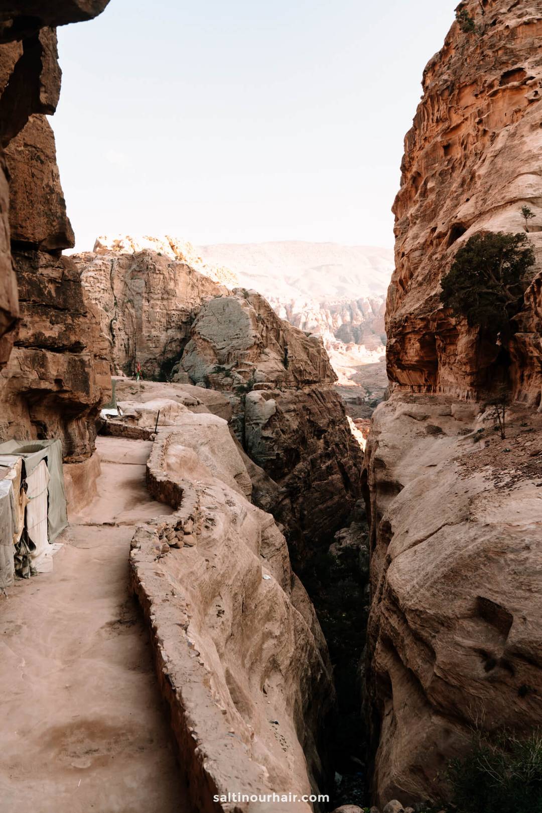 hiking trail petra jordan