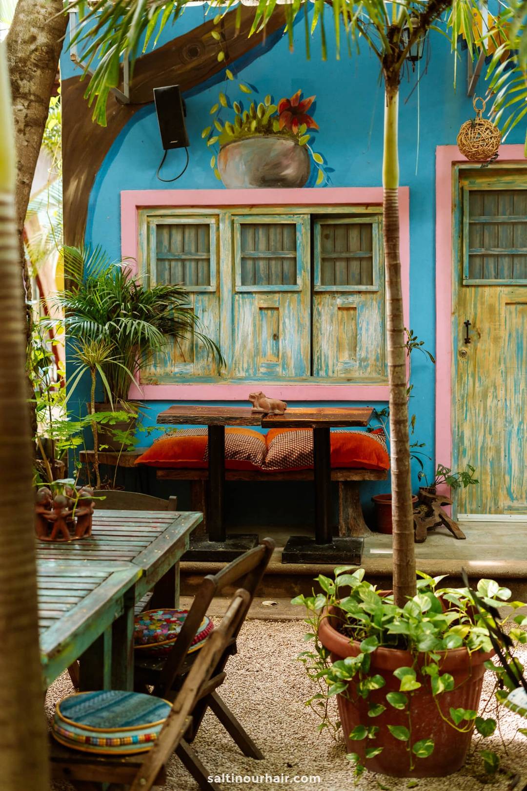 colorful cafe tulum