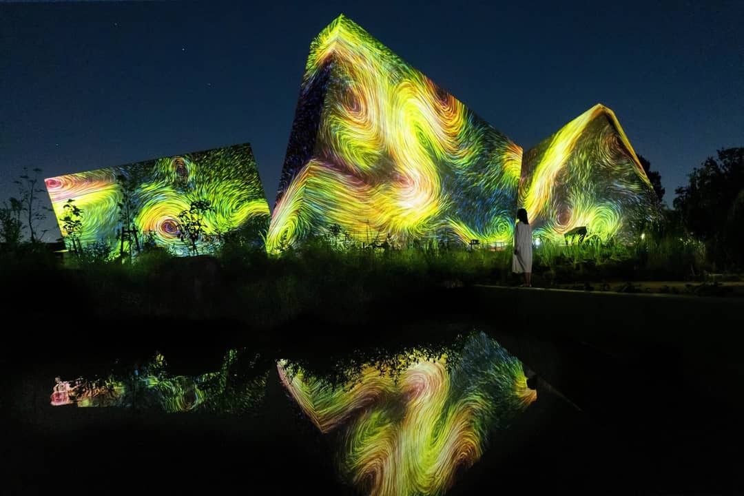 things to do osaka teamlab botanical gardens