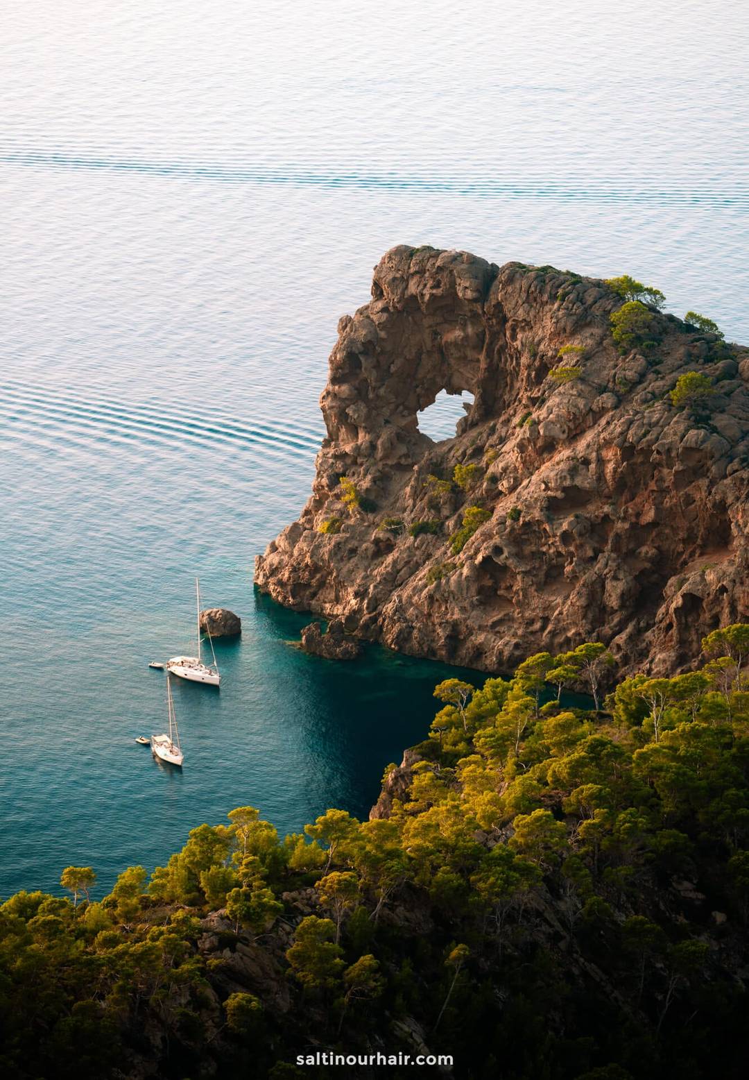 Zonsondergang viewpoint mirador de sa foradada deia mallorca spanje