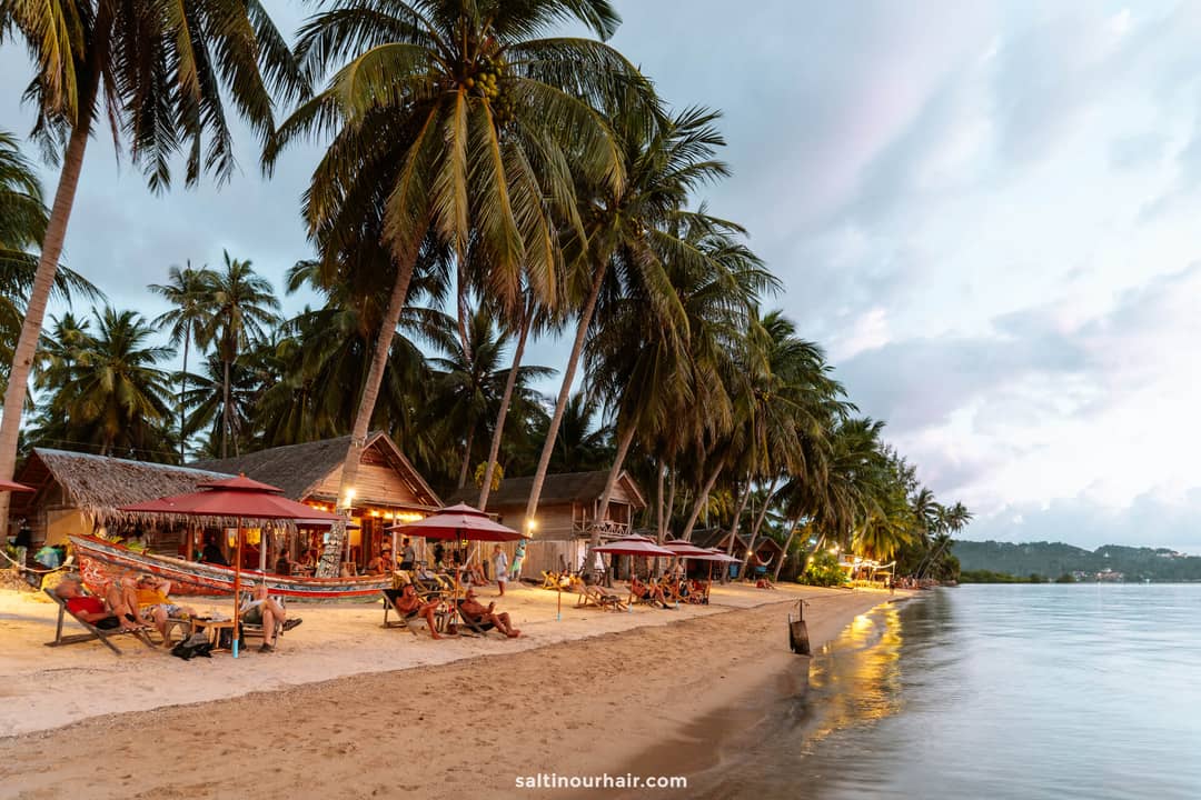 castaway bar aan het strand dingen om te doen in Koh Phangan Thailand