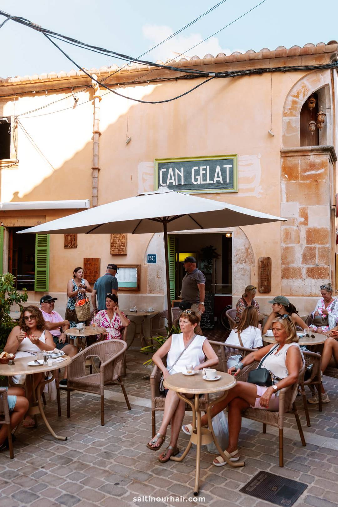 schattig caf&eacute; mallorca