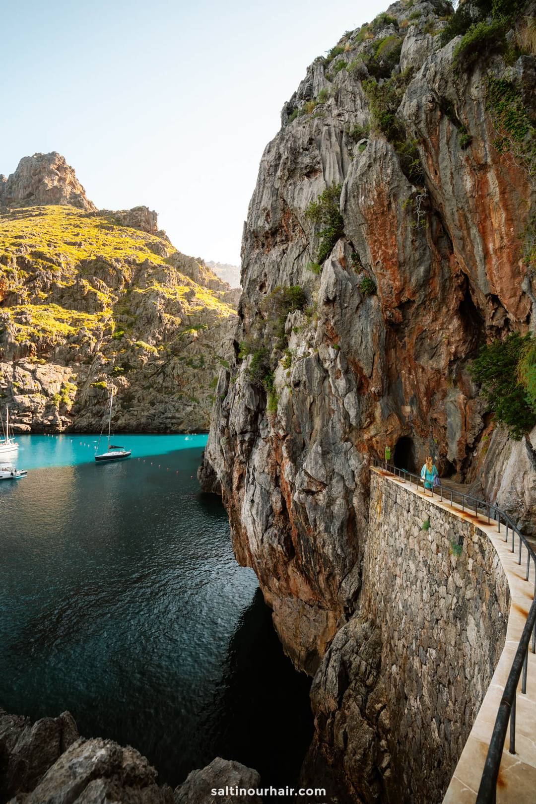tunnel naar sa calobra beach