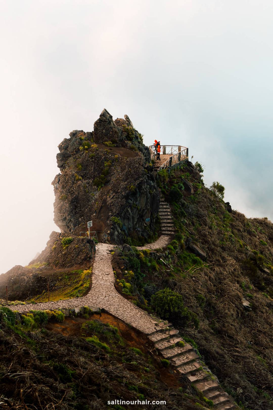 viewpoint pico do arieiro hike madeira