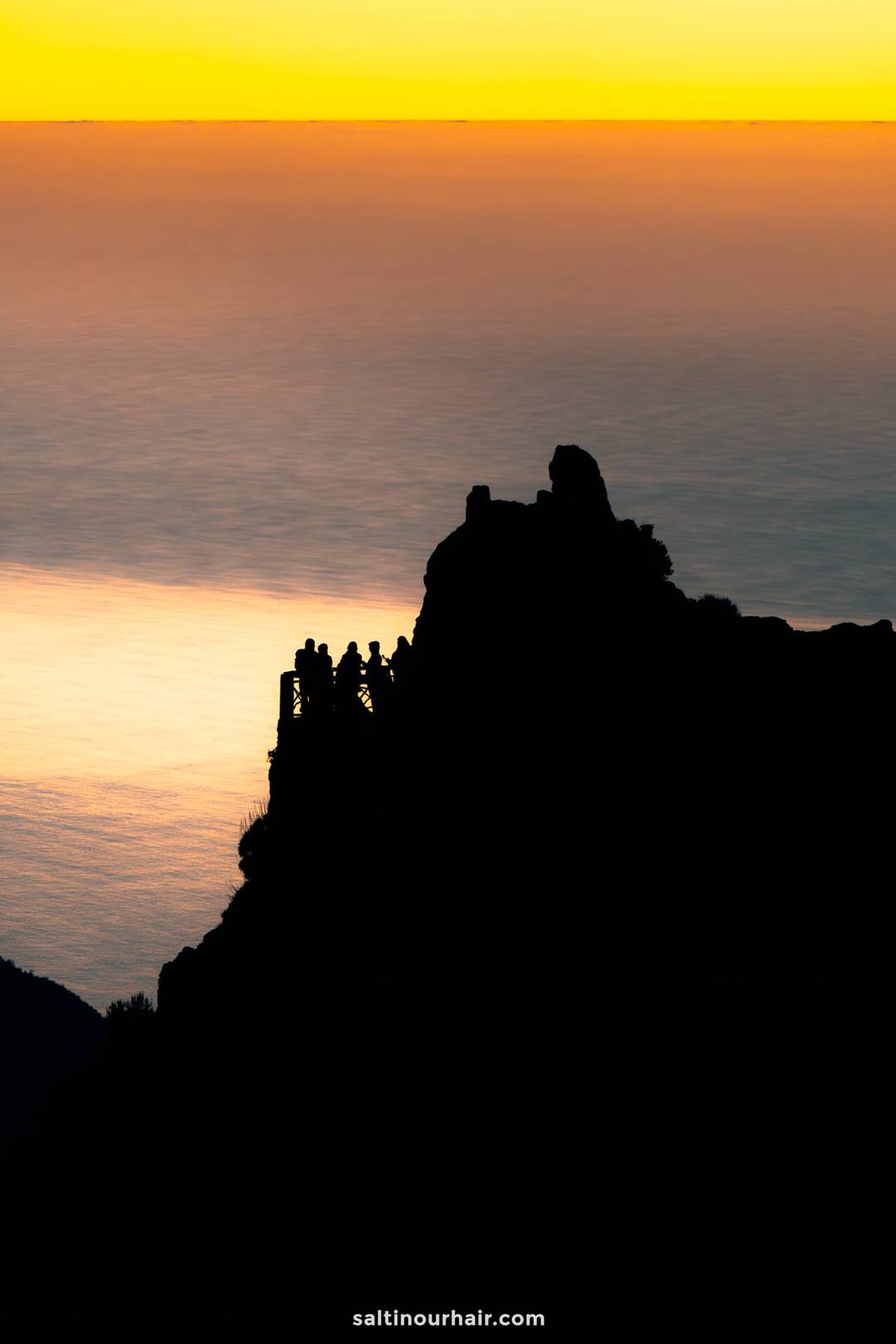 sunrise hike pico do arieiro madeira
