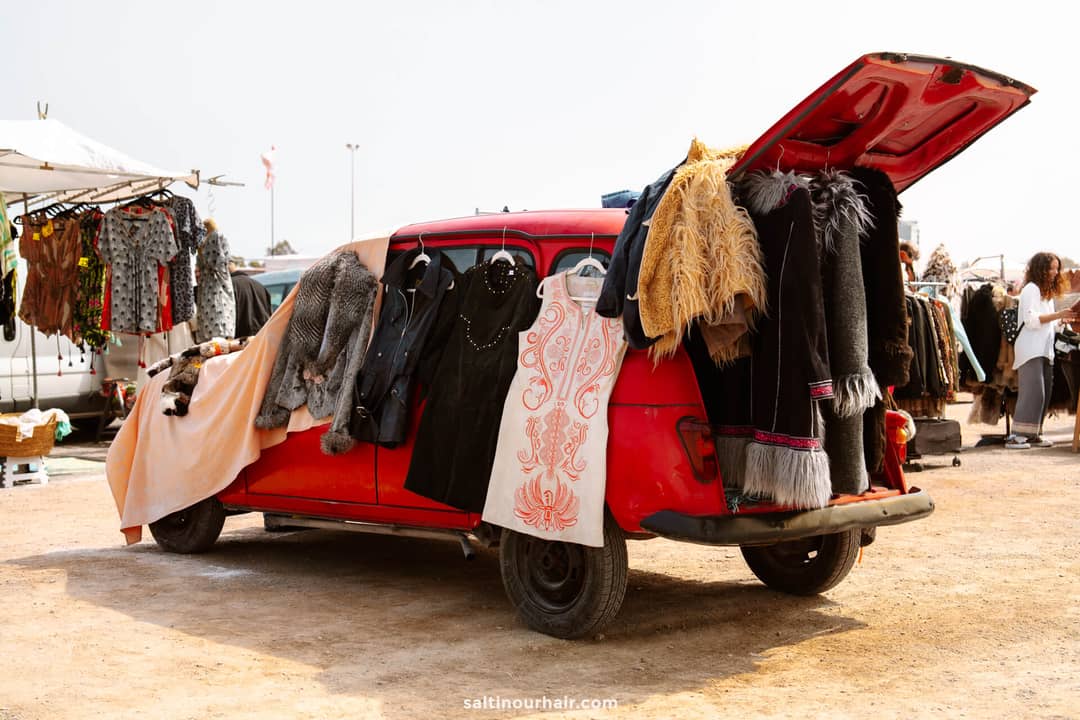 things to do in Ibiza markets car stand