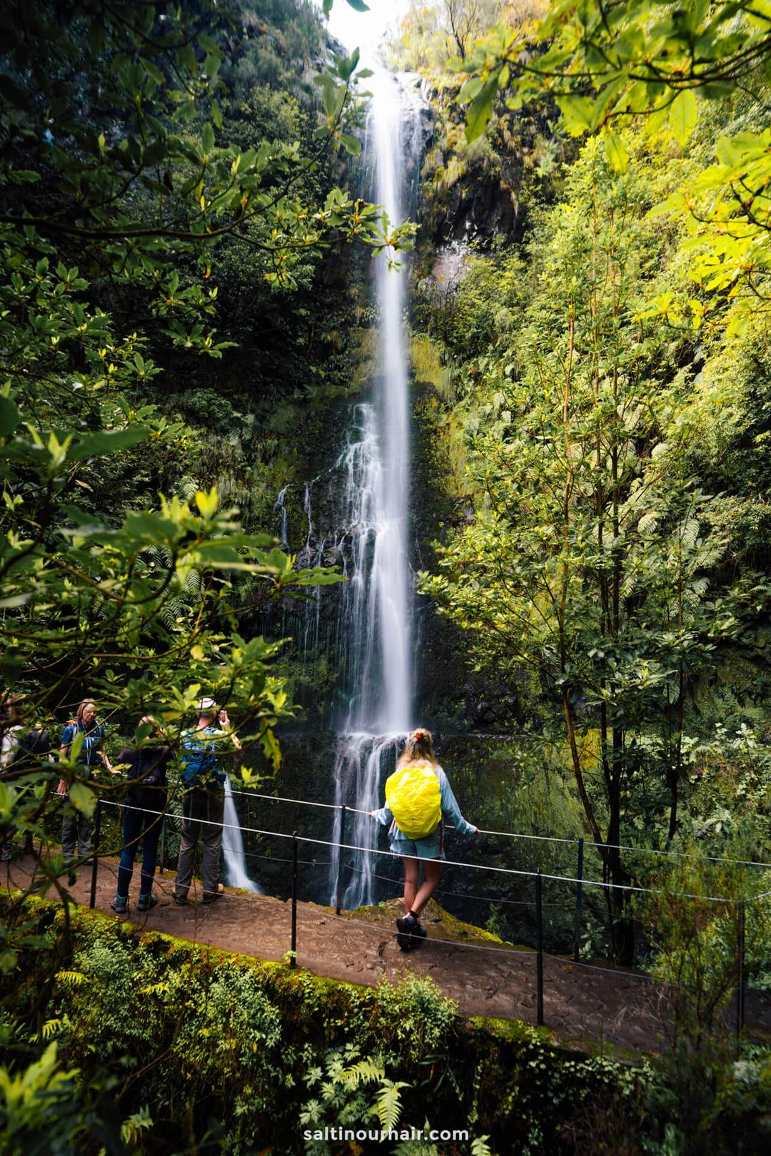 wandelroute brug Levada do Caldeirao Verde madeira