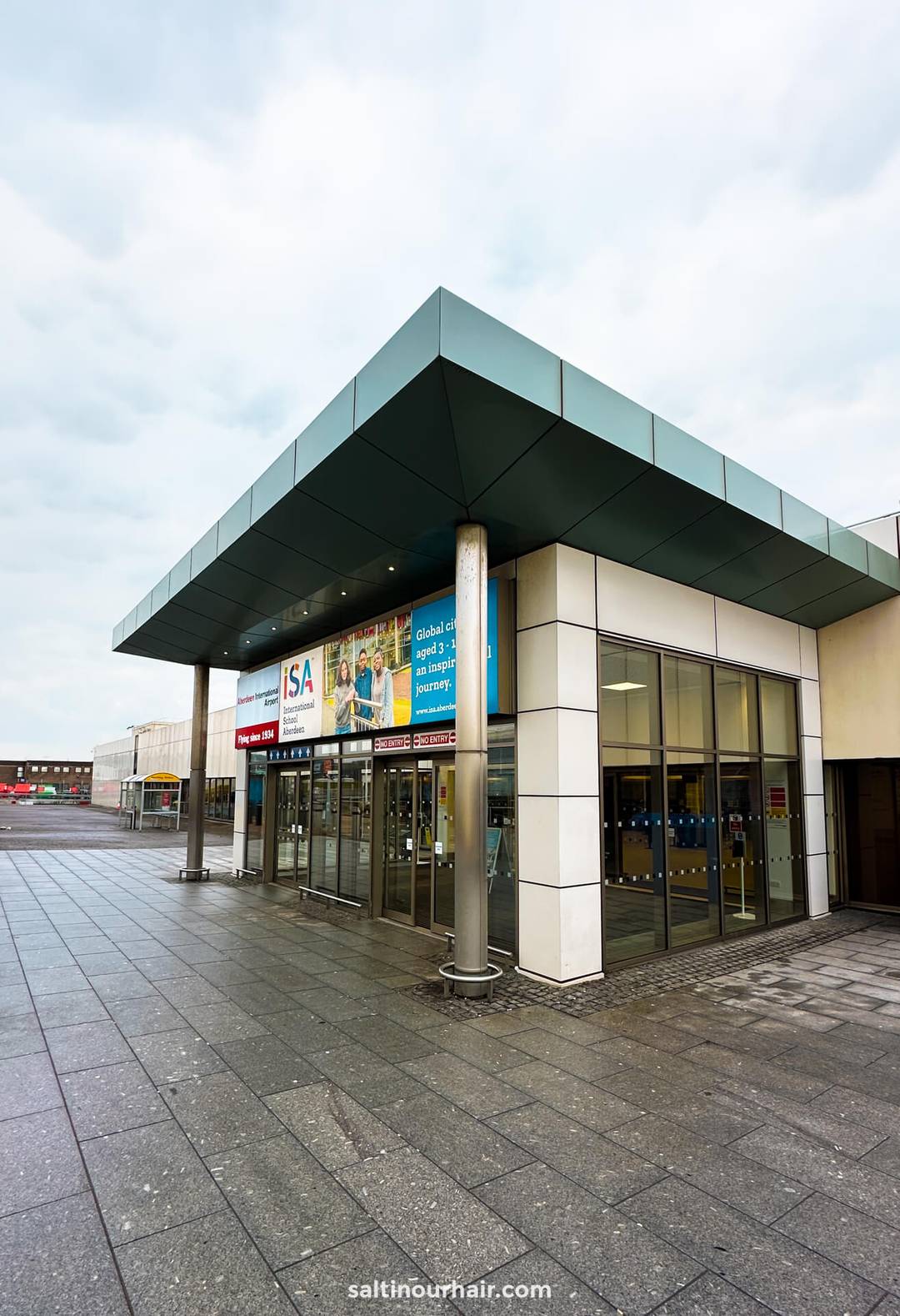 ingang aberdeen airport