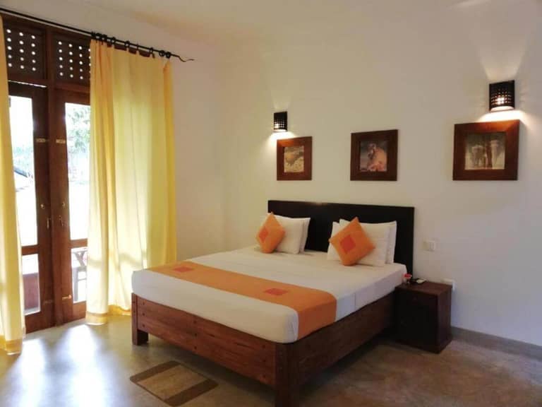 Nil Diya Mankada Safari Lodge