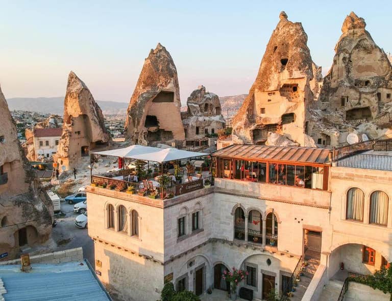 Cave Land Hotel