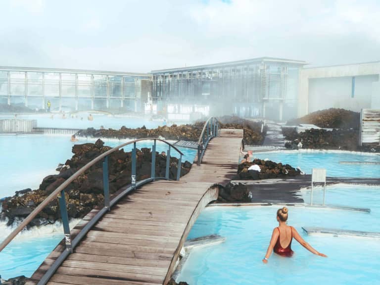 Iceland Travel Guide: The Ultimate 2-week Trip