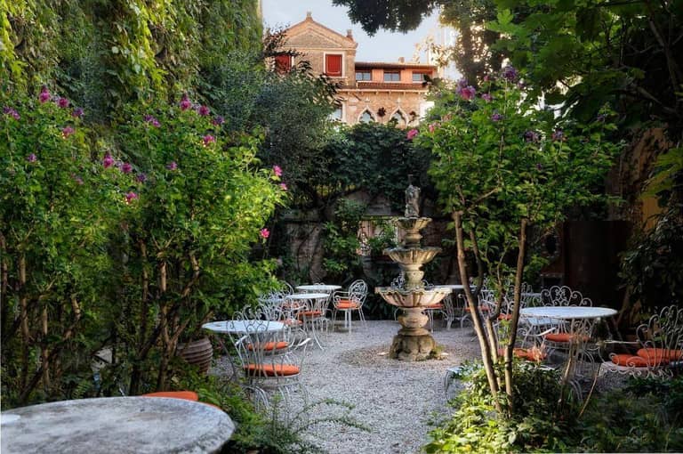 Casa Flora