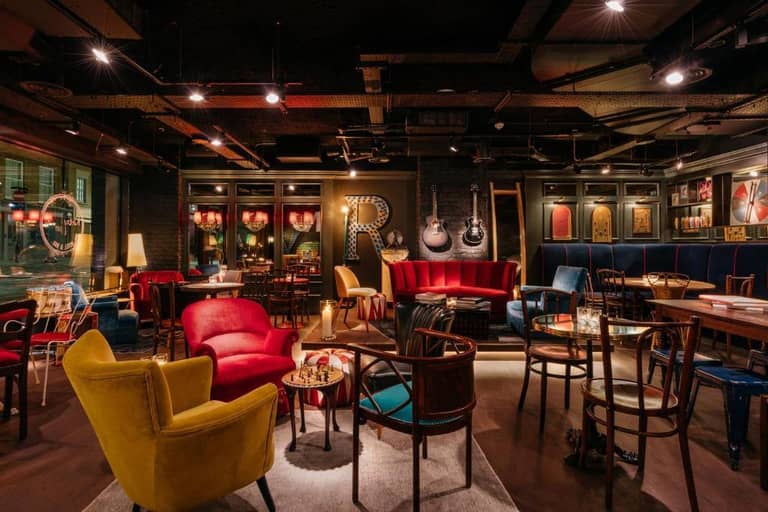Ruby Lucy Hotel 