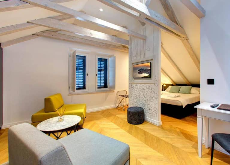 Guest House Forty-Four
