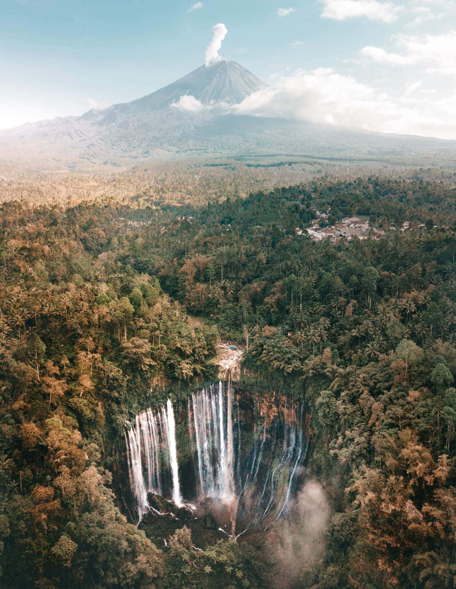 BEST WATERFALL  INDONESIA Tumpak Sewu  Waterfall  East Java